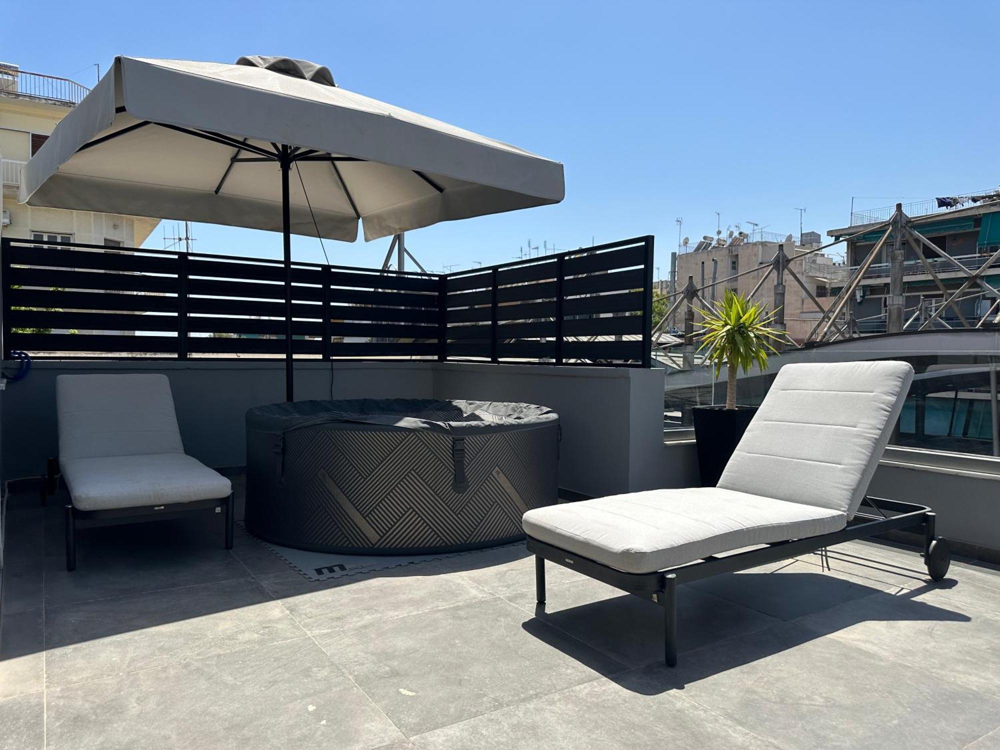 T&T Luxury Apartments - Rooftop Jacuzzi Athens Exterior photo